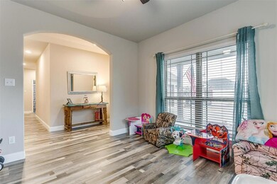 3428 Greenway Dr, Burleson, TX 76028 - photo 7