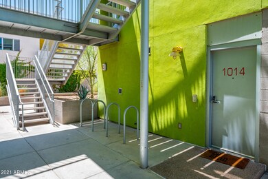 1111WUniversityDr-4