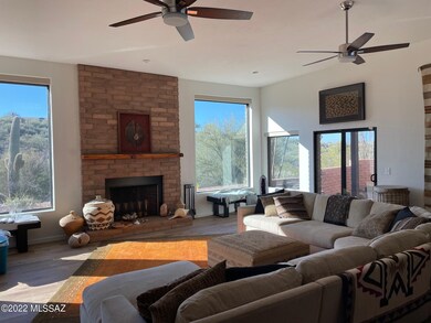 Grand living area