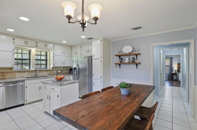 125 Marseille Dr, Hurst, TX 76054 - photo 7