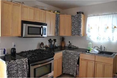 Kitchen 3866 Winona Ave