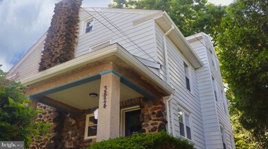 3824 Albemarle Ave, Upper Darby, PA 19026 - photo 2