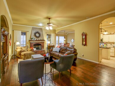 309 E 113th St S, Jenks, OK 74037 - photo 7
