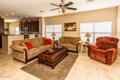 Family room 2