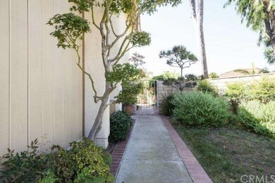 No neighbor to the right!  Lots of privacy!  