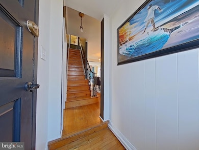 439 Beechwood Ave, Darby, PA 19023 - photo 3