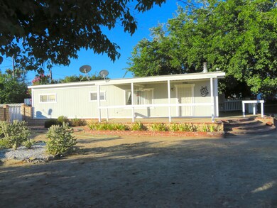 5540 Leslie Ave, Rosamond, CA 93560 - photo 2