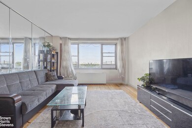 Fairview at Forest Hills unit A901, Forest Hills, NY 11375 - photo 2