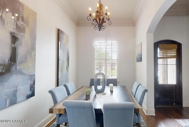 330-la-Villa-04132023_075949