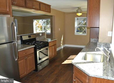 951 Homberg Ave, Essex, MD 21221 - photo 5