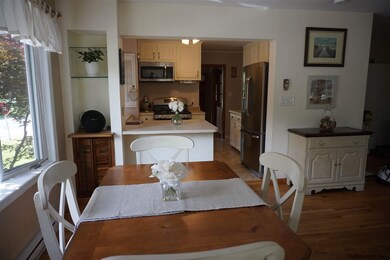 51 Sherwood Ave, Rensselaer, NY 12144 - photo 6