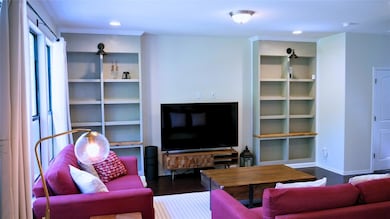 1050 Kenney Fort Crossing unit 16, Round Rock, TX 78665 - photo 5