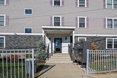 693 Western Ave unit 101, Lynn, MA 01905 - photo 4