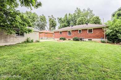 6011 Princess Way, Louisville, KY 40219 - photo 7