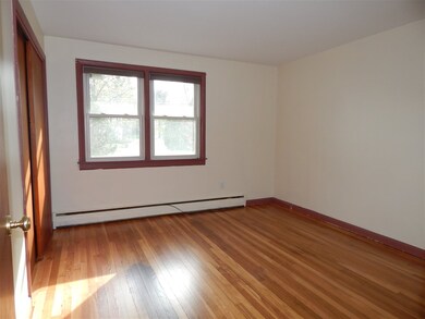 16 Clover St, Exeter, NH 03833 - photo 7