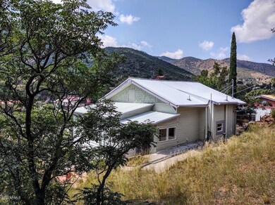 725 Warren Ave, Bisbee, AZ 85603 - photo 3