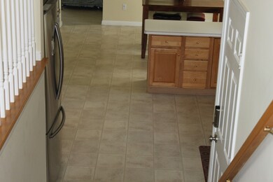 9 Bummet Brook Cir, Shrewsbury, MA 01545 - photo 7