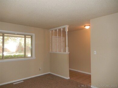 1713 S 1st St, Broken Arrow, OK 74012 - photo 2