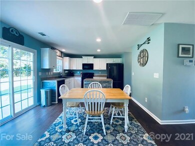 111 Edgefield Ct, Statesville, NC 28677 - photo 4