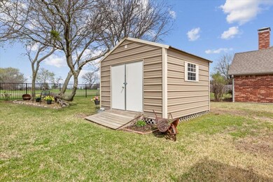 2228 N Village Dr, Bonham, TX 75418 - photo 6