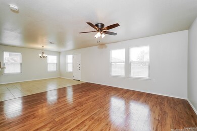 7435 Bluebonnet Bay, San Antonio, TX 78218 - photo 4