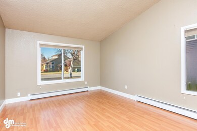 06-Living Room