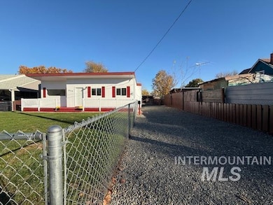 833 13th St, Clarkston, WA 99403 - photo 4