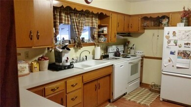 Kitchen..dishwasher included in the sale.
