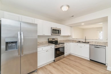 5375 Londonderry Dr, Cincinnati, OH 45241 - photo 7