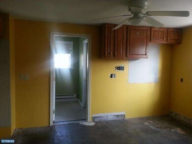 93 E Chestnut St, Bechtelsville, PA 19505 - photo 4