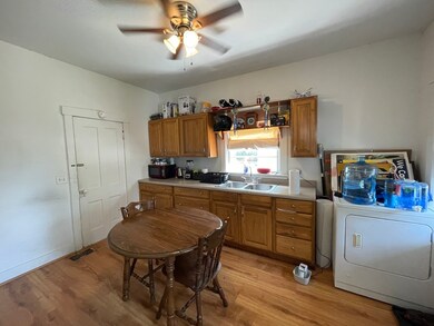 207 N 1st St, Princeton, IL 61356 - photo 5