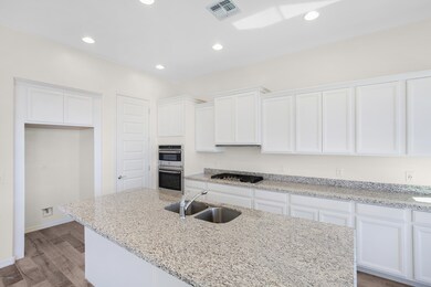 005_Kitchen