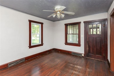 1122 Seneca Ave, Des Moines, IA 50313 - photo 7