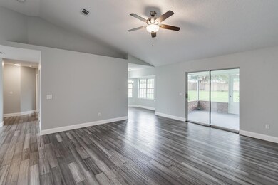 008-2725 Bay Watch Ln Navarre FL-LoRes