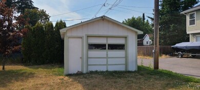 GARAGE OFF ALLEY
