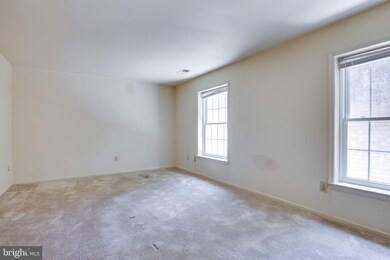 5704 Brewer House Cir unit T1, Rockville, MD 20852 - photo 7