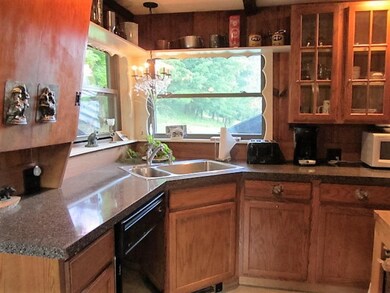 782 Route 8a, Whitingham, VT 05361 - photo 4