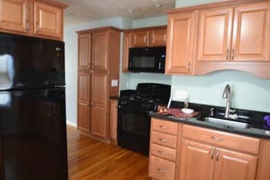 14 Adams Terrace unit 14, Newton, MA 02458 - photo 4
