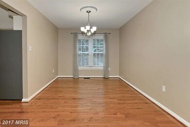 306 Tramore Ct, Sterling, VA 20164 - photo 7