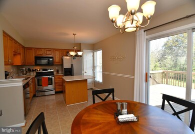 1214 Pin Oak Dr, Perkiomenville, PA 18074 - photo 7