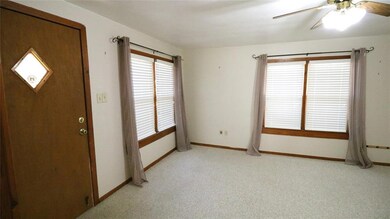 1401 S Hatcher St, Decatur, TX 76234 - photo 4