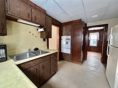 2713 Plum St, Erie, PA 16508 - photo 6