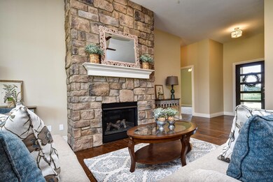 1067 S Cumberland Ave, Republic, MO 65738 - photo 7