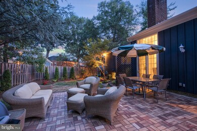 1707 Maple Hill Place, Alexandria, VA 22302 - photo 3