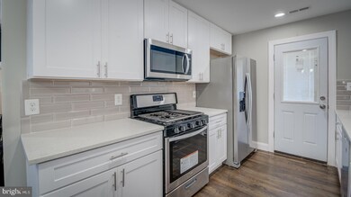 4401 G St SE, Washington, DC 20019 - photo 7