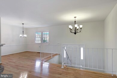 13404 Nickleson Dr, Woodbridge, VA 22193 - photo 6