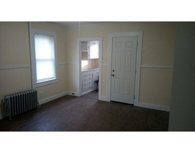 39 E Walnut St, Taunton, MA 02780 - photo 4