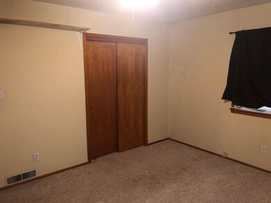 702 S Jefferson St, Hugoton, KS 67951 - photo 5