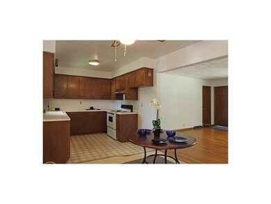 Kitchen. Open floor plan with dining, kitchen and 