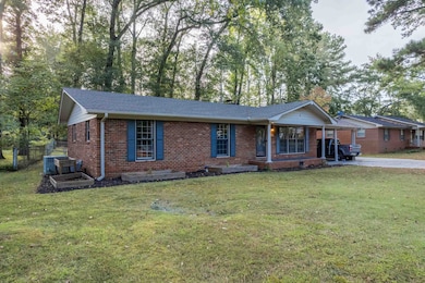 803 Cedar St NW, Hartselle, AL 35640 - photo 3